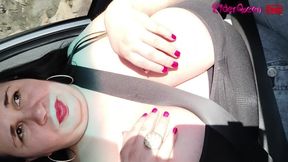 Mature BBW MILF Traveling, Fans in Slow Motion