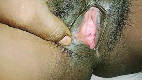 Desi Creamy Pussy Orgasm Heavily During Dildo Masturbation video call
