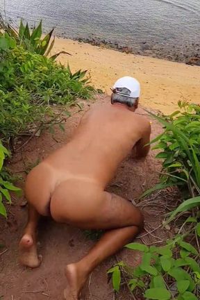 Ladysilva Showing off Her Tanned Ass on the Beach