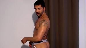 FetishMen: Dominic Pacifico impressed by uncut cock Cam
