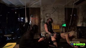 Spanish beauty Nora Barcelona deepthroats and rides cock