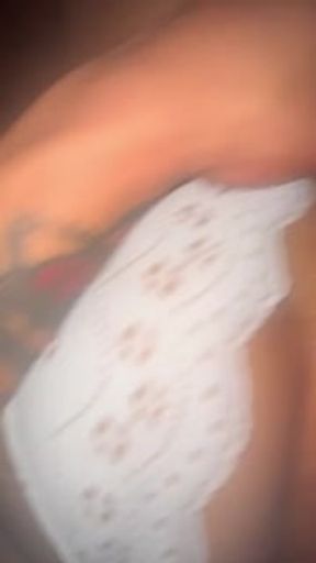 Oiled that ass up 😩💦