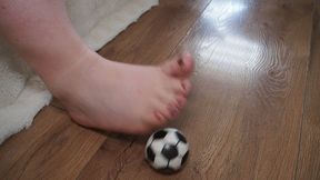 Squishy Games #2 - A small soccer ball