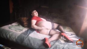 Milf KlaudiaAmbertGirl enjoys a satisfying solo session with her big
