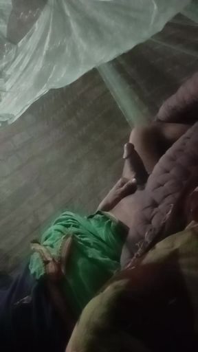 Ye lund bibi ki chudai ke liye taiyar kiya ja raha hai