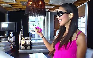 Suzanne Kelly drilled and facial from Levi Cash