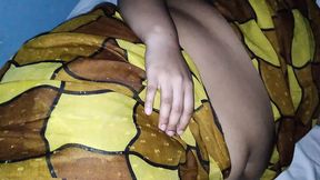 Village milf Seductive Saree & Crop Top