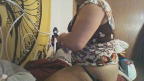 Sexual caramel thickness tease