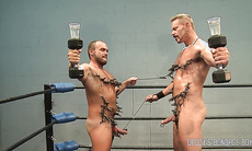 DaddysBondageBoys: Gym Buds Colin Steele And Jessie Balboa Pinch And Suck In Dumbbell Contest