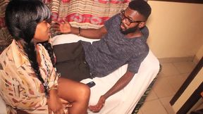 une teen se fait violemment baise par des barbare black avec de grosse bites longue et noire . c est une experience de baise anale gangban de devierger. www.africanpornmovies.com