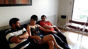 la madrastra de mi amigo va al super se trae lo que encuentra y se los coje hasta que viene el marido 2