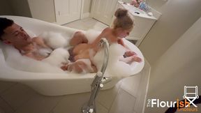 bubble bath time with veronica cruz and dexxx blue
