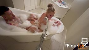 bubble bath time with veronica cruz and dexxx blue