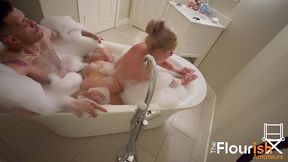 bubble bath time with veronica cruz and dexxx blue