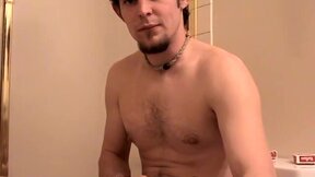 Horny straight stud Maxxx Pound released his load after a softcore jerking and s