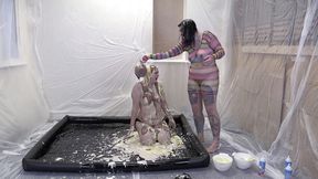 Jodie Cummings gets messy