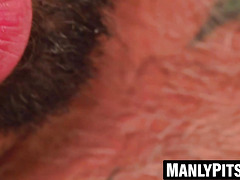 Tattooed Romeo Davis milks his dick till hot cumshot