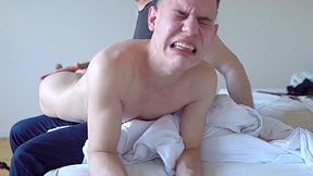 Twink shows-off his freshly shaved cheeks