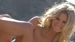 Beauty solo masturbation in nature Scrlet REd