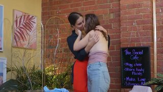 Hairy lezzie lets this slut munch on her gorgeous pussy