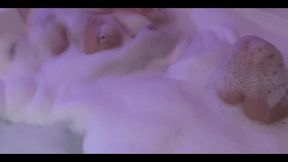 My Friend's Beautiful Wife Enjoys the Jacuzzi in the Motel Before Fucking Her, She Loves Cock