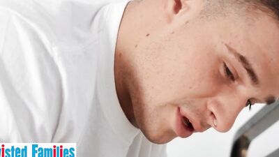 Malik Delgaty & Dale Kuda are shagging in this hot gay video