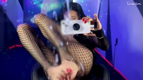 Feet Cum on the Mirror.