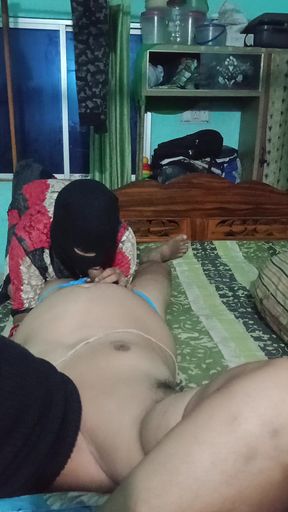 Husband and Wife Come to Bed, Fuck, Cum Swallowing