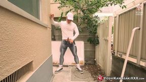 Yoshi Kawasaki Shows Exciting Outdoor Wank