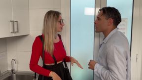 Married Man Fucks a Tourist in Barcelona