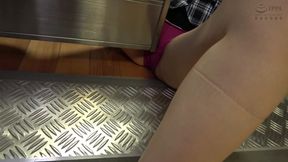 Corner Masturbation: Once You Start Rubbing, You Can't Stop. 6 (12 People)