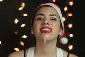 Merry Christmas! Holiday blowjob and facial! + Bonus photo session!