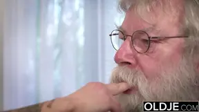 Emily Brix Takes On Aged Cock In Hot Pornstar Encounter