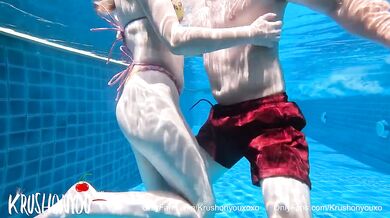 UNDERWATER BALLBUSTING IN PRIVATE POOL IN THAILAND FOR HONEYMOON!