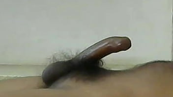 देसी लडके ने सबसे लंबी मुठी मारी