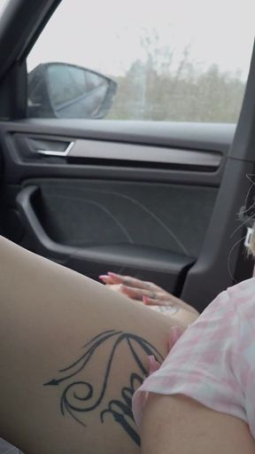 Girls Knows How to Have Fun in My Car