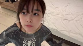 家族にバレないようにコソコソとお風呂でしかオナニーできない女子大生を観察。