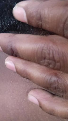 Video rils land chahiye kisi ko