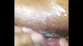 Meto 4 dedos en vagina estrecha parte 2