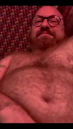 A Little Friend Wanted to Pop Out and Say Hi so I Just Had to Take a Quick Vid on My Phone