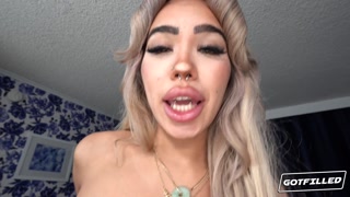 GOTFILLED Blonde spinner Luna Luxe wants all of his cum