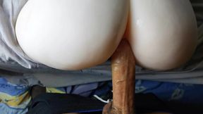 Awesome elastic ass! Who to fuck and cum in the ass?