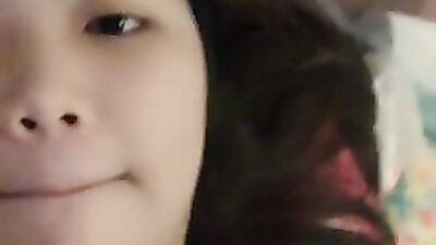 Puput Cantik Imut VCS Spill Toket And Memeknya