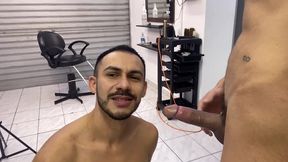 era so para cortar o cabelo com o barber shop putao, mas acabei levando pica e leitada