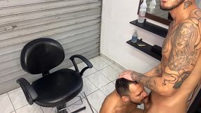 era so para cortar o cabelo com o barber shop putao, mas acabei levando pica e leitada