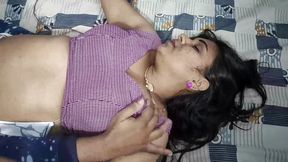 Vaishnavy and Sharun Raj Hot Saree Boobs Suck Part 4, Mallu Couple Boobs Suck with Navel Lick, Mallu Wife Pussy Rub on Saree