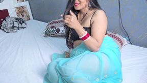 Stepmom in Full Romantic mood- Indian Stepmom Pinki stay one night with her stepson in naked, she seduced son and fucked in se