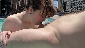 Gigi Breeze outdoor pool blowjob