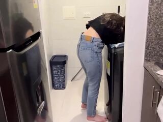 I the College Lesbo