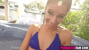 Teen GF gives blowjob in hot tub
